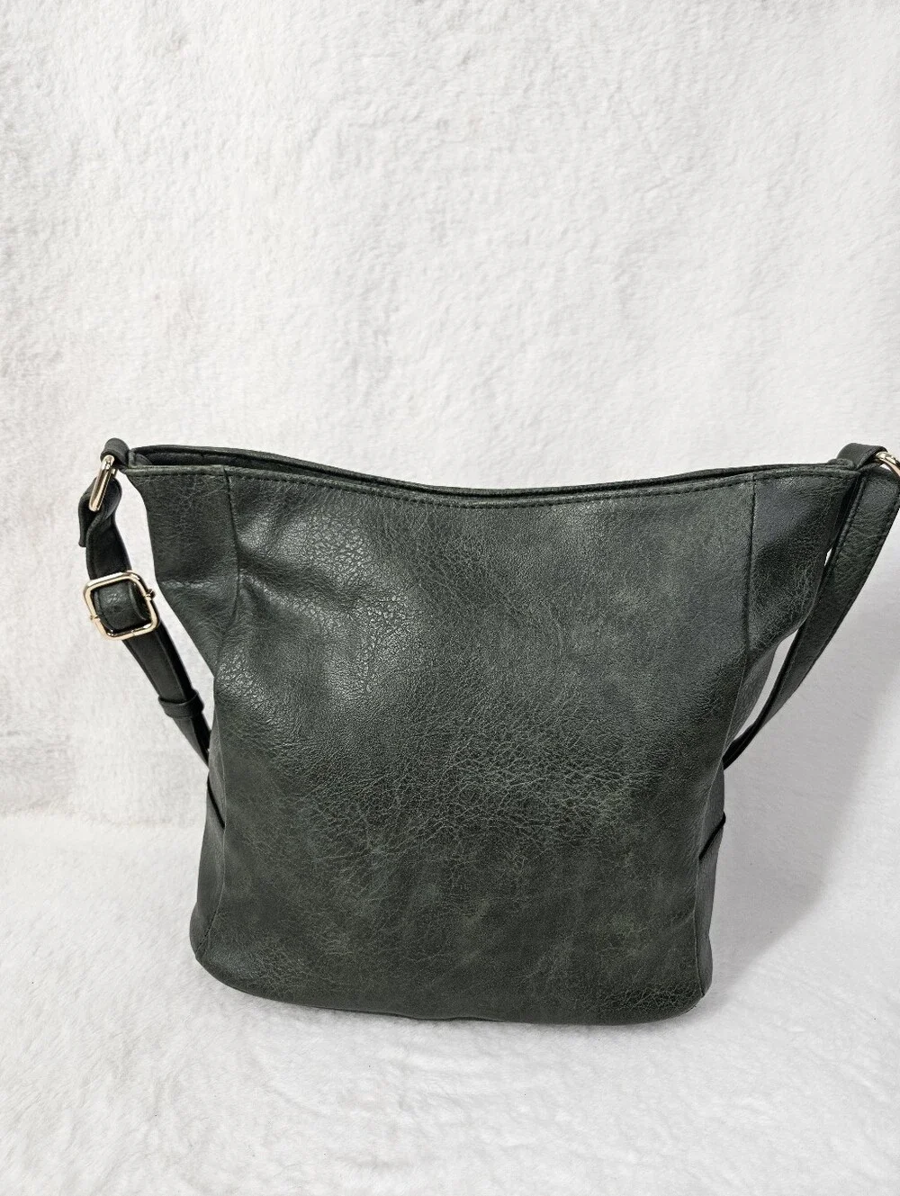 Green Faux Leather Crossbody Bucket Bag